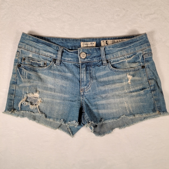 Indigo Rein Forever Jean Shorts In Blue, Size 5 - Picture 1 of 10